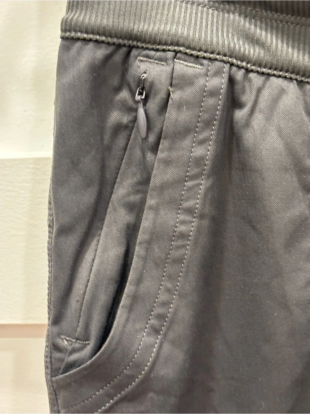 The North Face Women’s Dark Gray Aphrodite 2.0 Pants